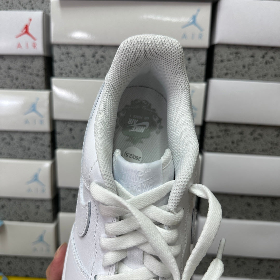Air Force 1 Low White