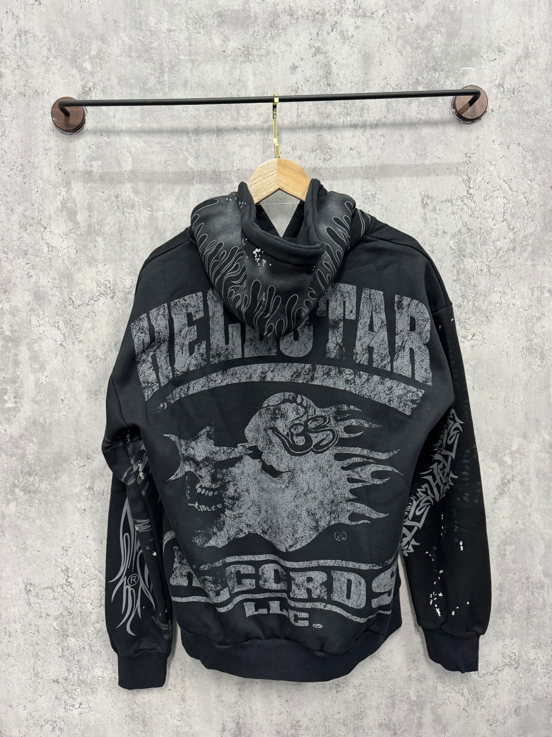 Moletom Hellstar - Preto/Flame