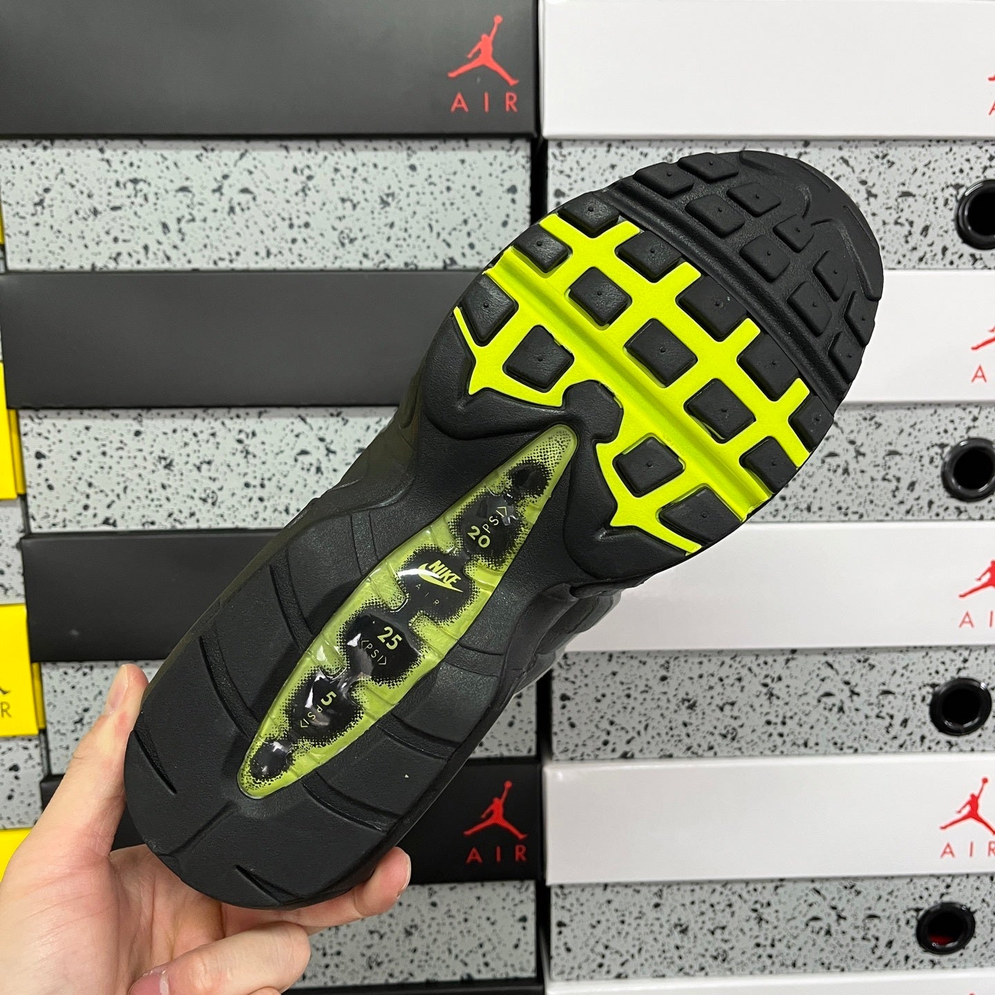 Nike Air Max 95 Neon