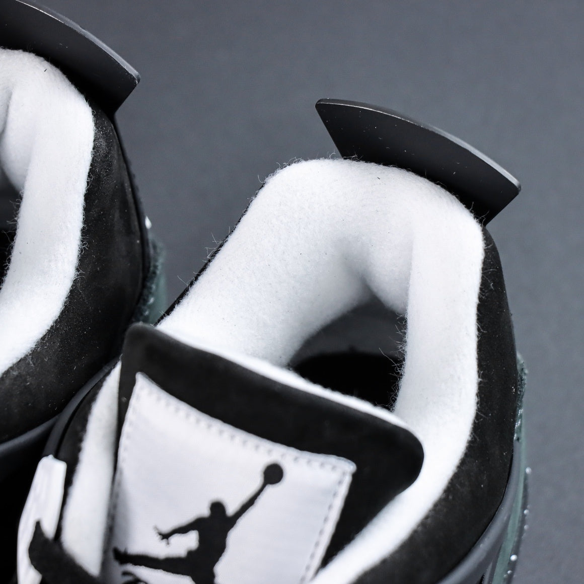 Air Jordan 4 Retro Fear Pack