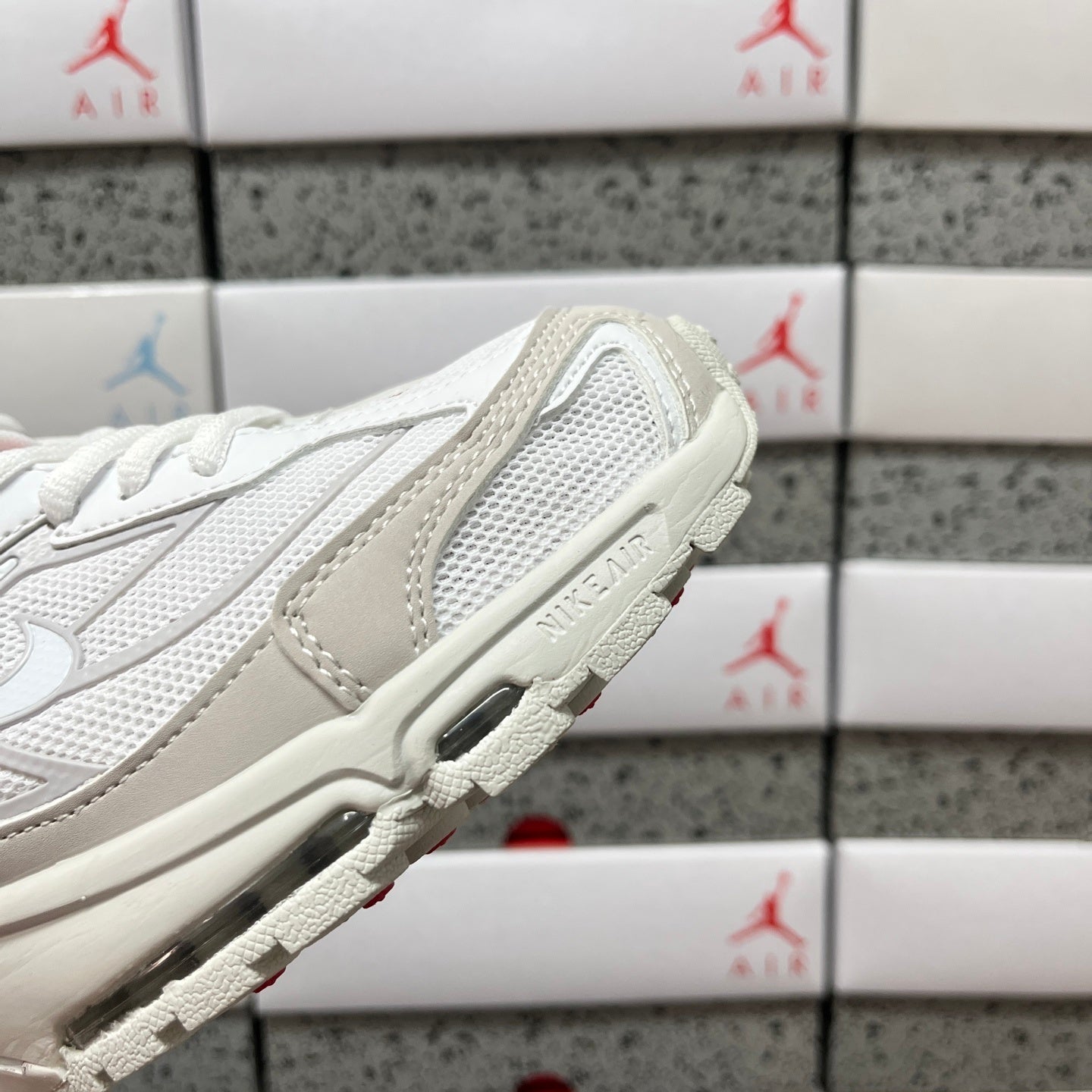 Supreme x Nike Shox Ride 2 White