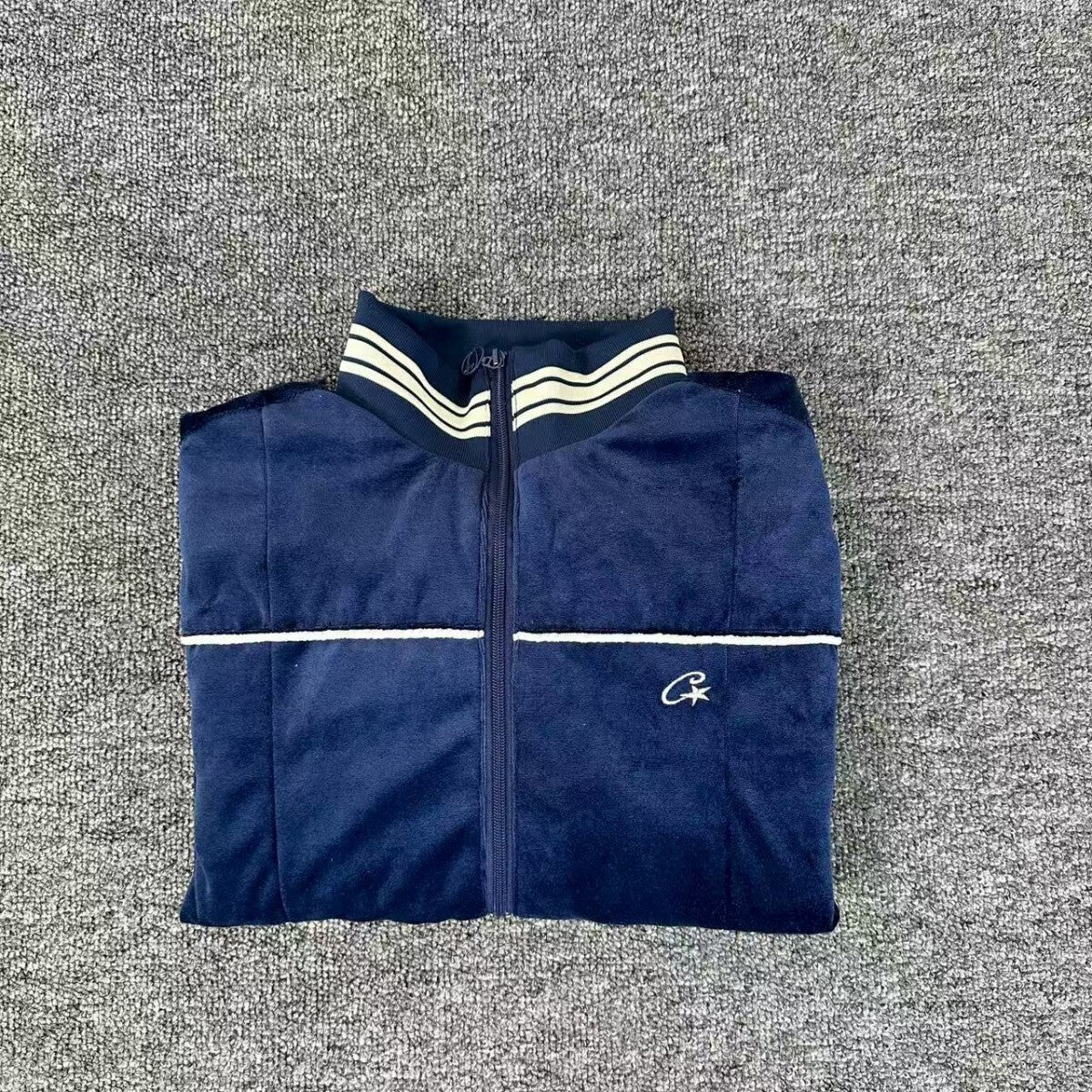 Jaqueta Corteiz VVS Uptown Velour Track Azul Marinho