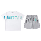 Conjunto C/S Trapstar Arch Chenille Decoded 2.0 - Branco/Cinza