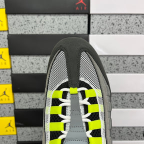 Nike Air Max 95 Neon