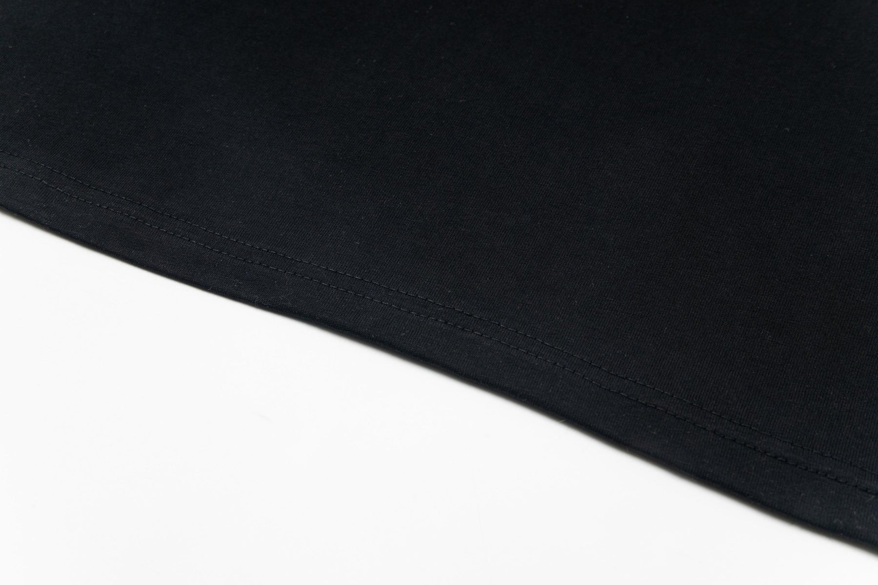 Camiseta Syna World - Preta/Grafite