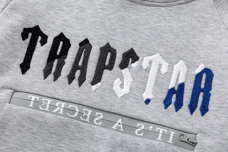 Conjunto TrapStar Chenille Decoded 2.0 - Cinza/Preto/Azul