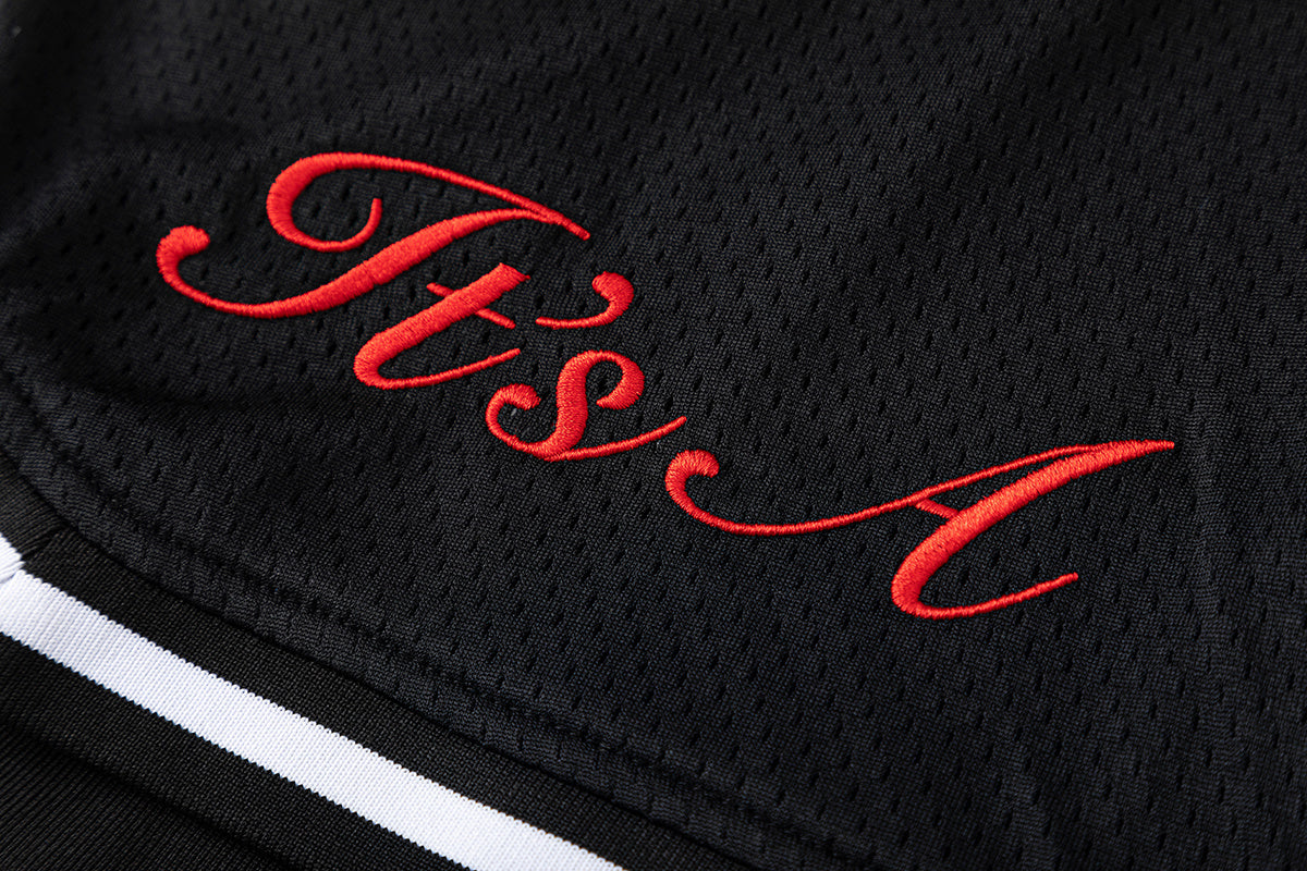 Shorts TrapStar Irongate Arch It's A Secret - Preto/Vermelho