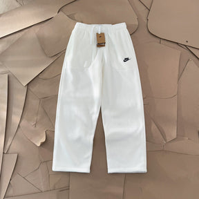 Calça Nike Sportswear Club Fleece - Branca