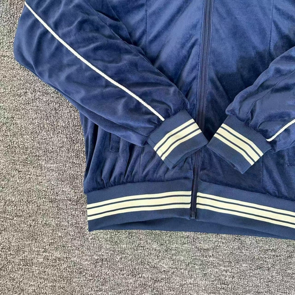 Jaqueta Corteiz VVS Uptown Velour Track Azul Marinho